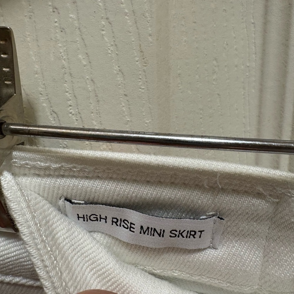 Calvin Klein Jeans Pride Collection High Rise White Denim Mini Skirt – W30 - Picture 7 of 15